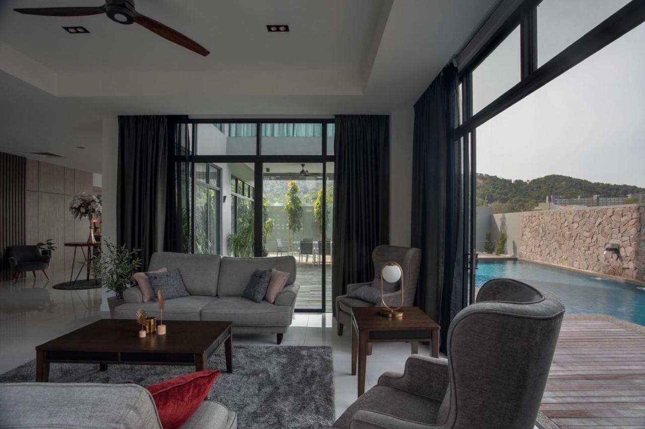 Lavanya H Villa 12A Luxury Bungalow With Private Swimming Pool H 豪华泳池别墅 Pantai Cenang  Luaran gambar