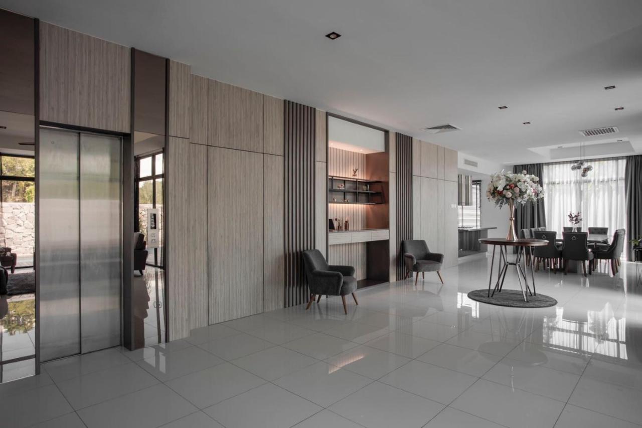Lavanya H Villa 12A Luxury Bungalow With Private Swimming Pool H 豪华泳池别墅 Pantai Cenang  Luaran gambar